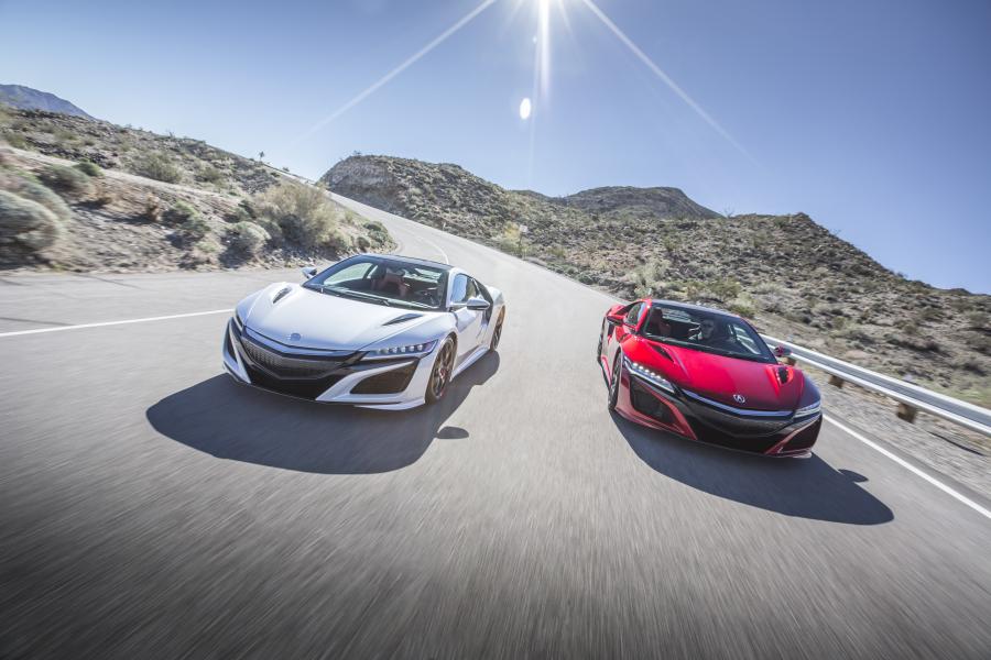  Acura NSX 2016 года  (NA) (фото 48 из 286)